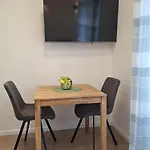 - New Apartman *