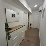 - New Apartman *