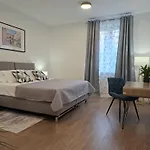 Apartman - New *
