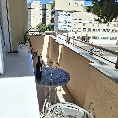 - New ספליט