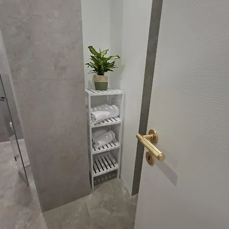 - New Διαμέρισμα