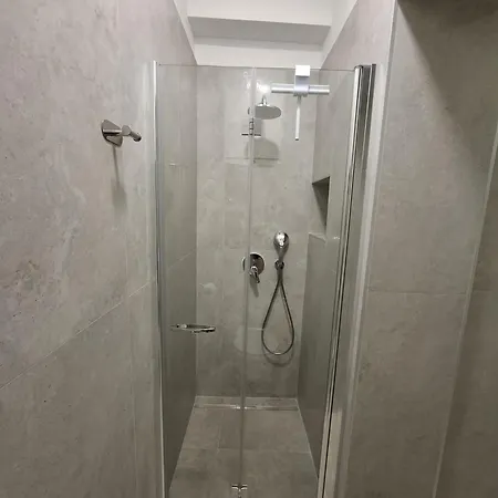 Διαμέρισμα - New *