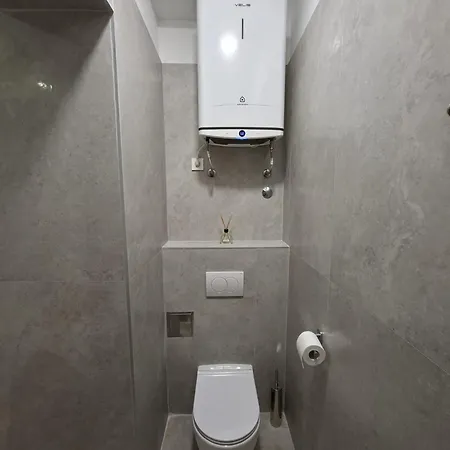 - New Διαμέρισμα *