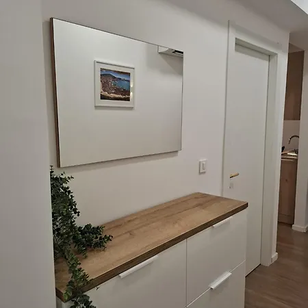 - New * ספליט